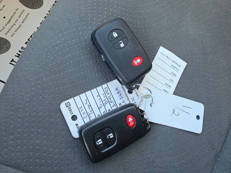 2012 Toyota Prius Two