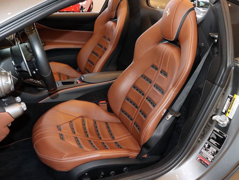 2021 Ferrari 812 GTS