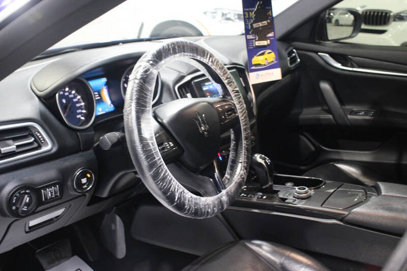 2017 Maserati Ghibli