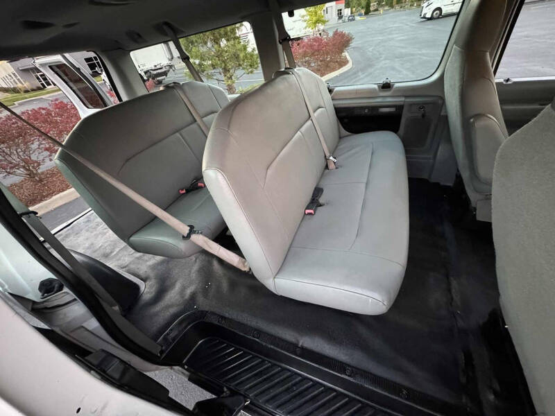 2011 Ford E-Series E-150 XL