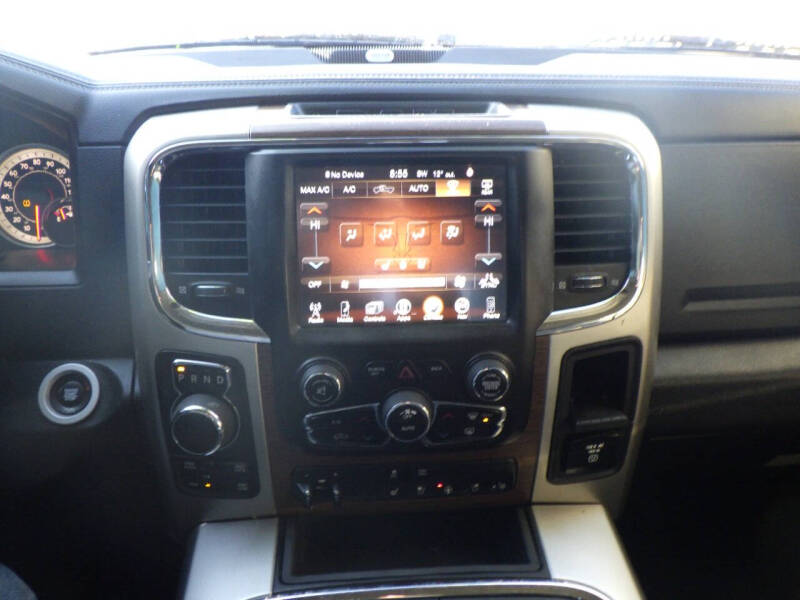 2017 RAM 1500 Laramie