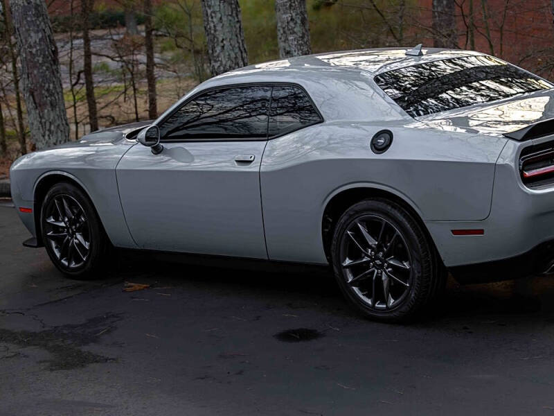 2021 Dodge Challenger SXT