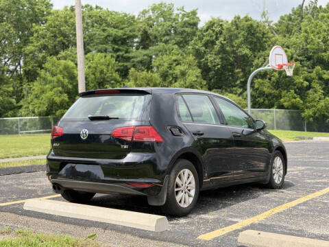 2016 Volkswagen Golf TSI S