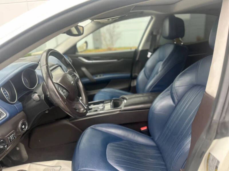 2017 Maserati Ghibli