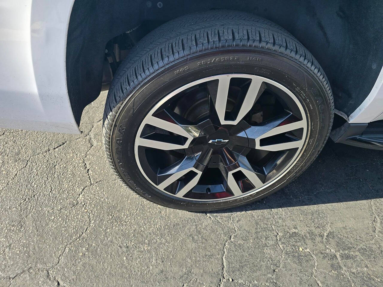 2019 Chevrolet Suburban 16
