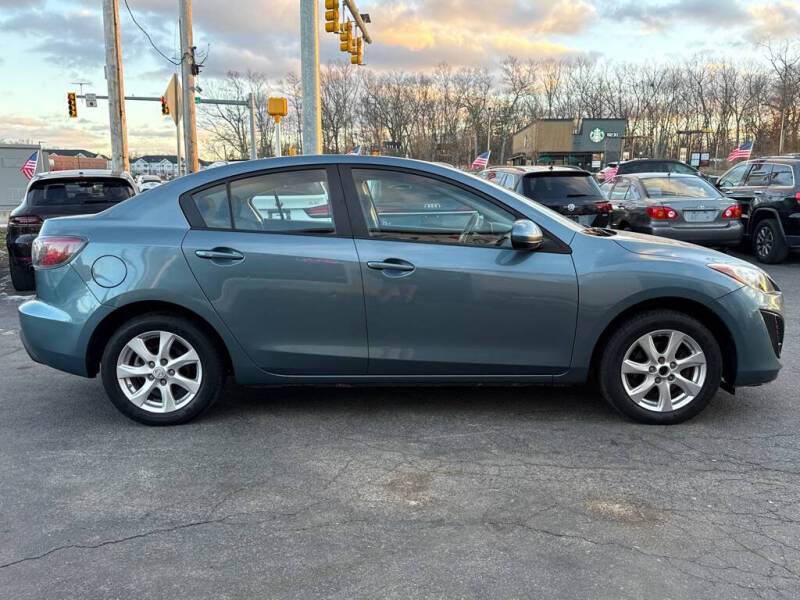 2011 Mazda MAZDA3 i Touring