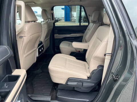 2023 Ford Expedition MAX XLT