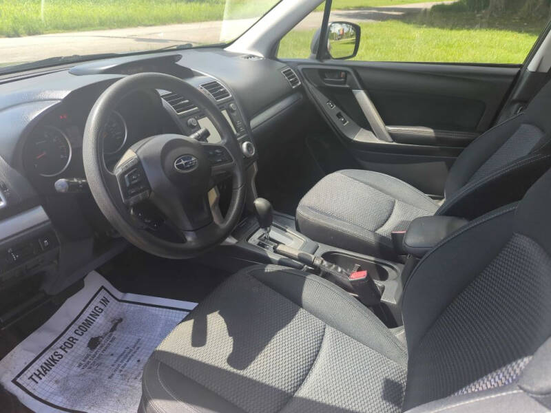 2016 Subaru Forester 2.5i