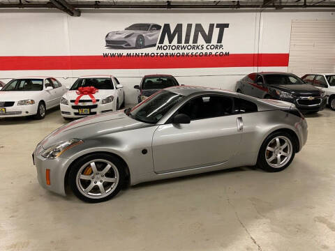 2005 Nissan 350Z for sale at MINT MOTORWORKS in Addison IL