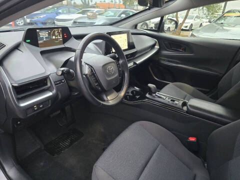 2024 Toyota Prius LE