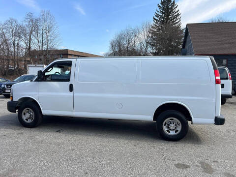 2023 Chevrolet Express 2500