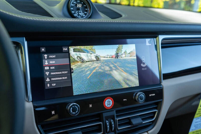 2026 Porsche Macan T