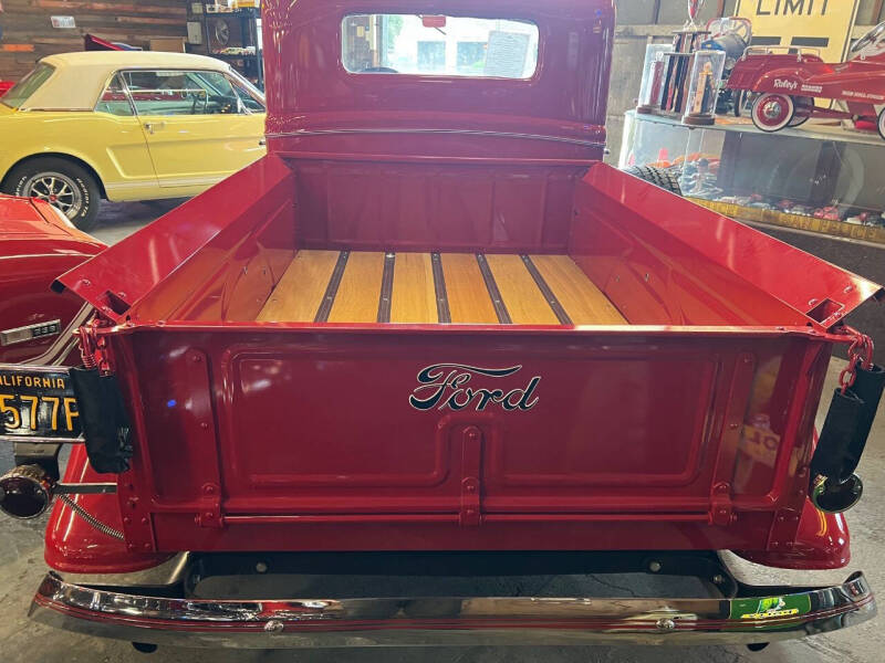 1936 Ford Model 48