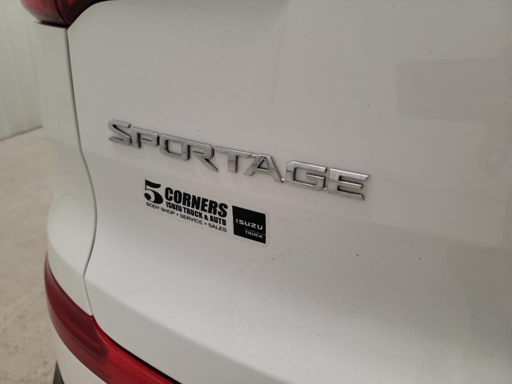 2011 Kia Sportage EX 4dr SUV 11