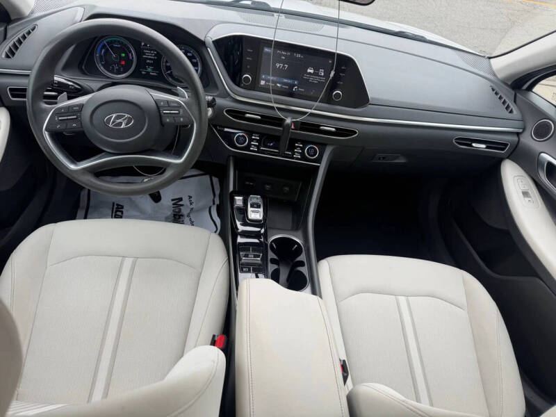 2022 Hyundai Sonata Hybrid Blue