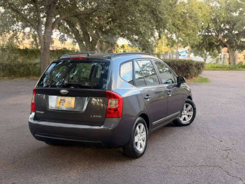 2008 Kia Rondo LX