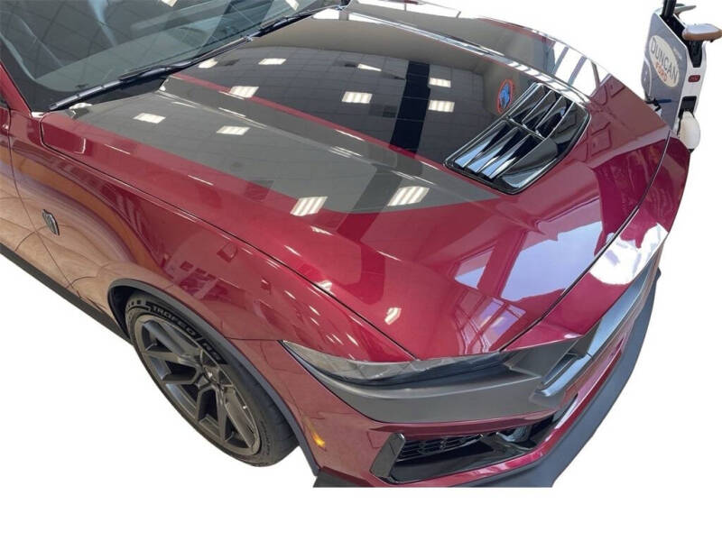 2025 Ford Mustang Dark Horse