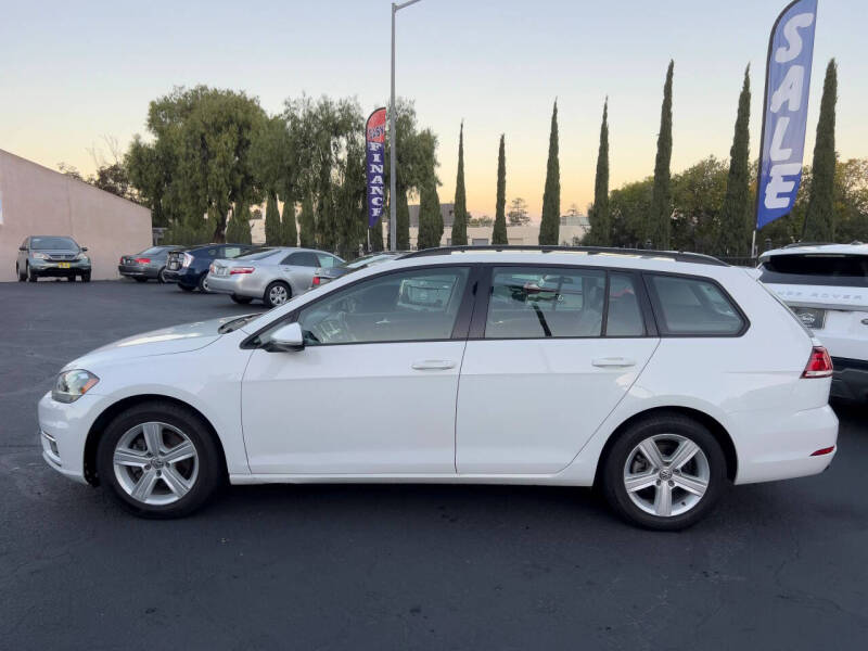 2018 Volkswagen Golf SportWagen