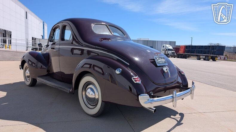 1940 Ford Deluxe