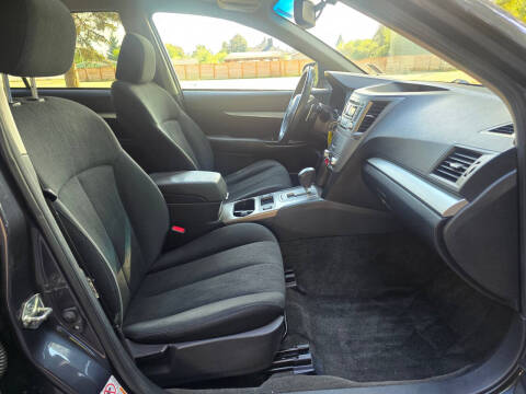 2013 Subaru Outback 2.5i Premium