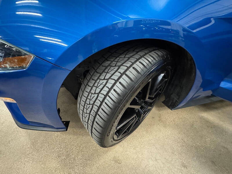 2020 Ford Mustang EcoBoost