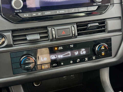 2025 Nissan Pathfinder S