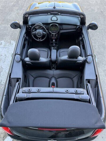 2019 MINI Convertible Cooper