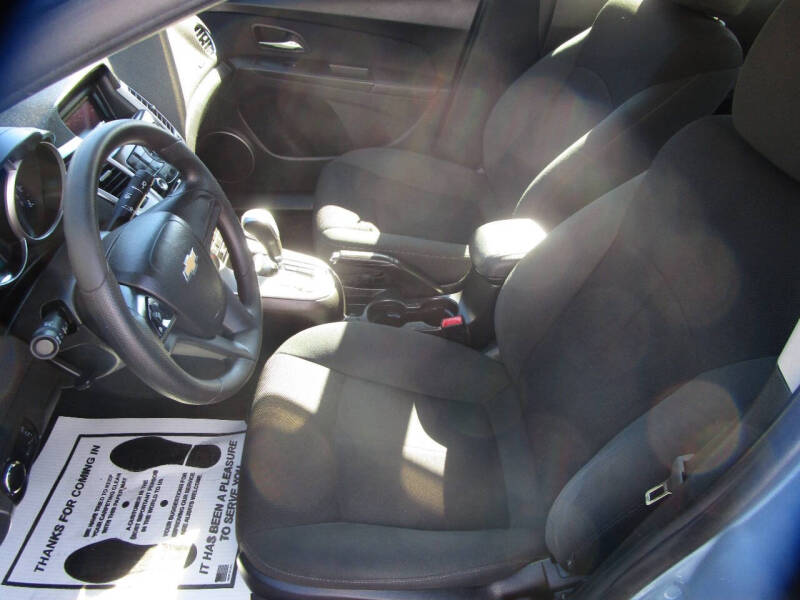 2011 Chevrolet Cruze LT Fleet