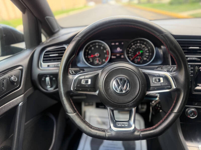 2015 Volkswagen Golf GTI S
