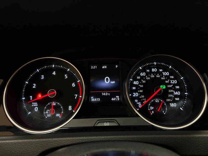 2019 Volkswagen Golf GTI S