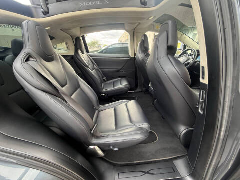 2017 Tesla Model X 75D