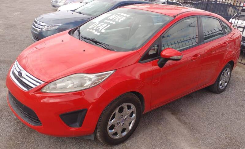 2013 Ford Fiesta for sale at 4 U MOTORS in El Paso TX
