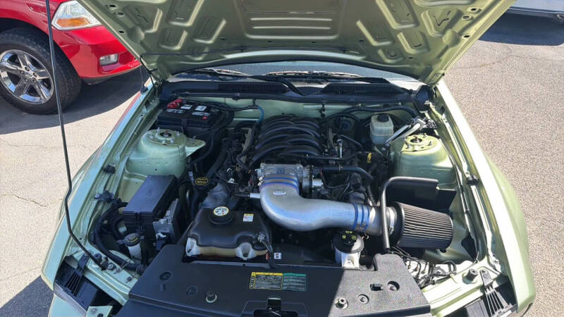 2006 Ford Mustang GT Deluxe