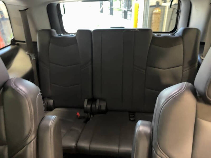 2018 Cadillac Escalade Luxury