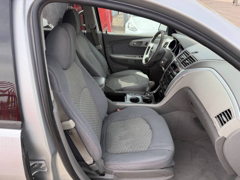 2012 Chevrolet Traverse LS
