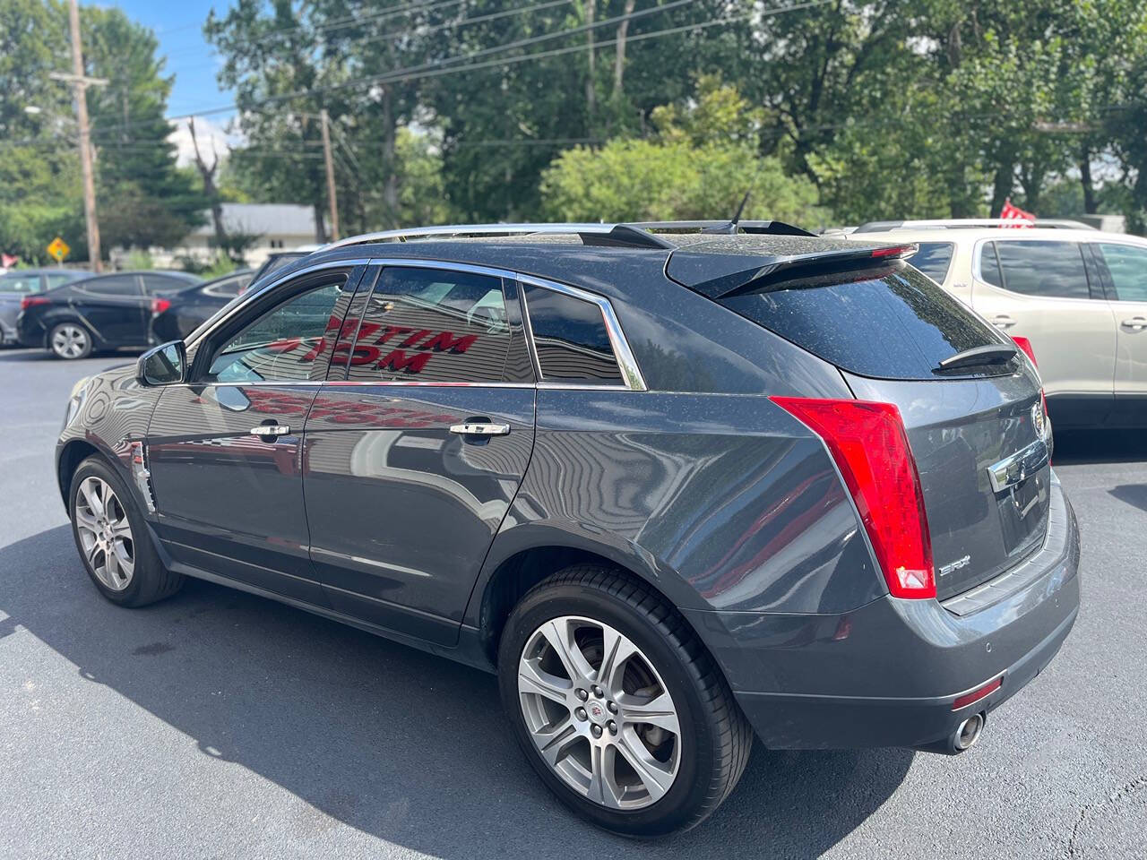 2012 Cadillac SRX for sale at Mitrione Motors in Springfield, IL