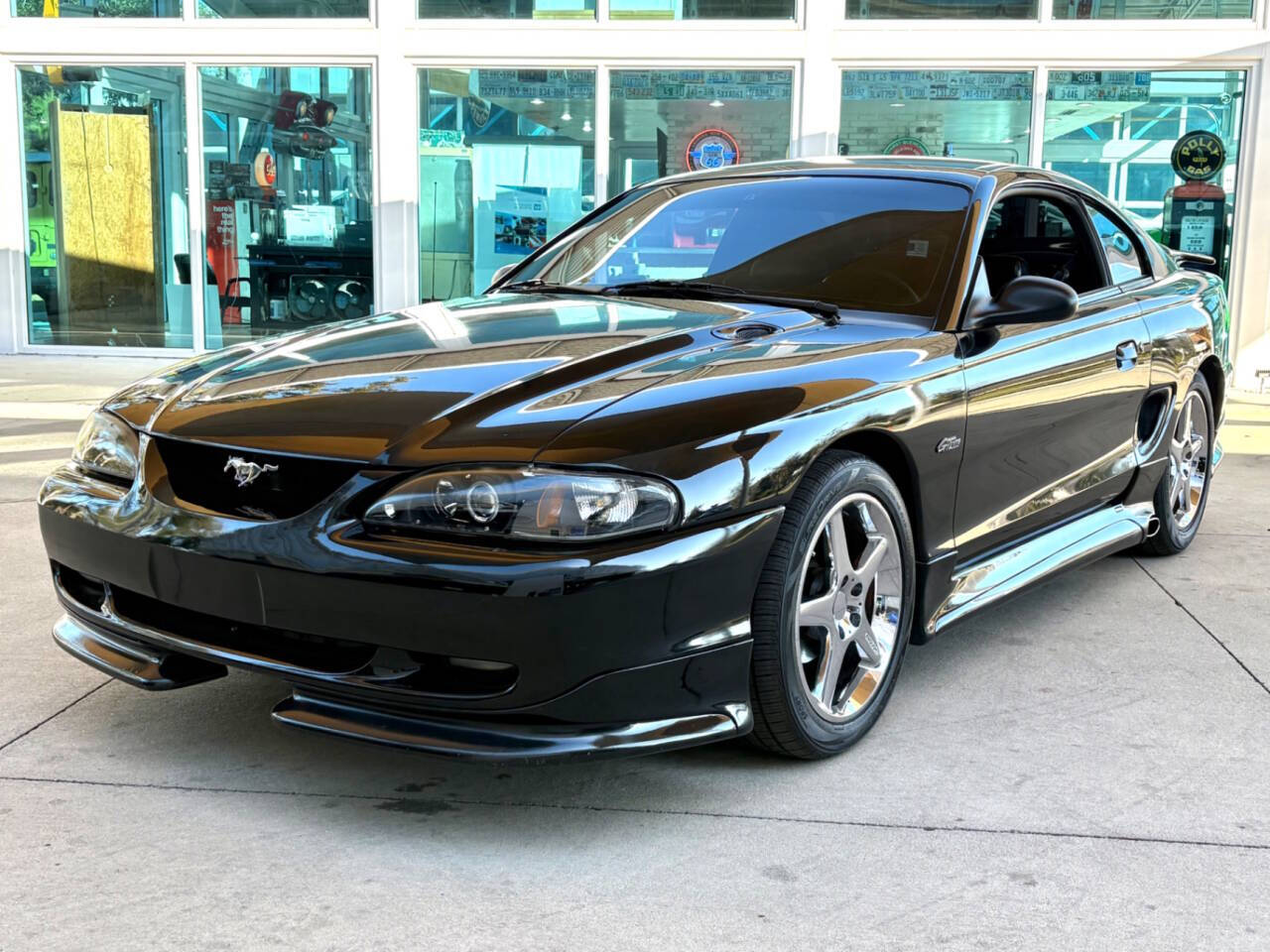 1998 Ford Mustang 2