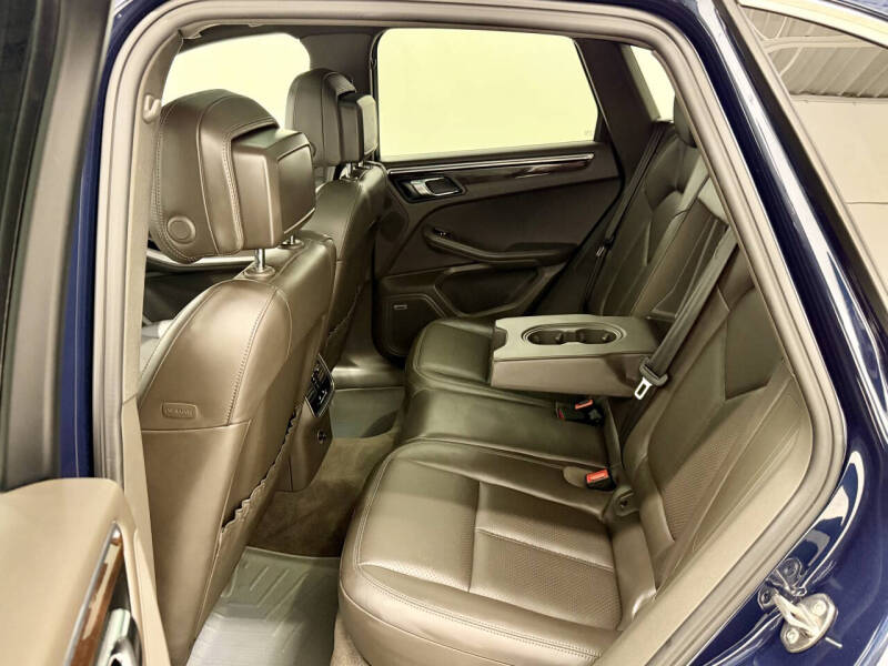 2016 Porsche Macan S