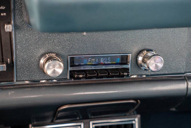 1968 Pontiac GTO 37