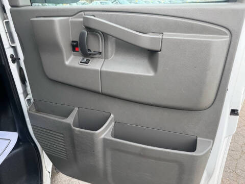 2020 Chevrolet Express 2500