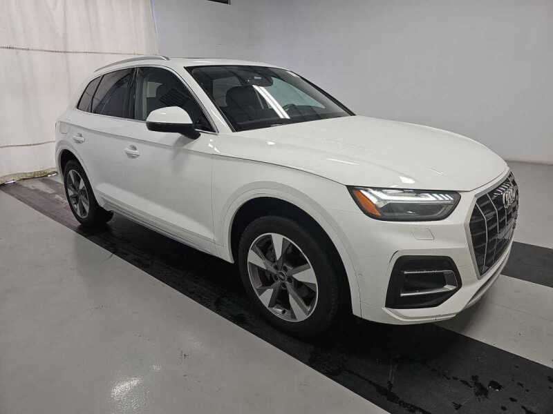 2023 Audi Q5 quattro Prestige 40 TFSI