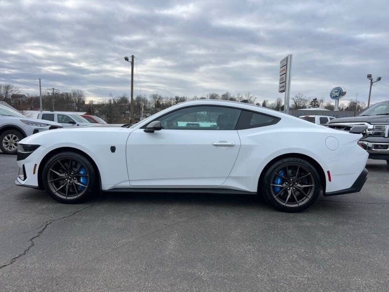 2024 Ford Mustang Dark Horse