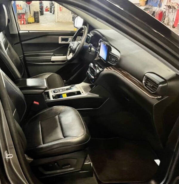 2022 Ford Explorer Limited