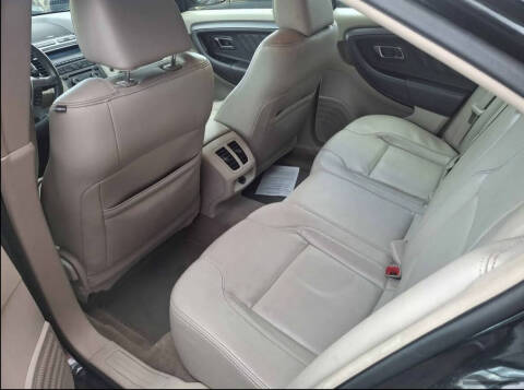 2011 Ford Taurus SEL