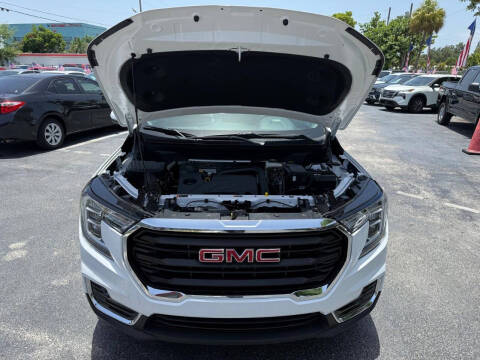 2024 GMC Terrain SLE
