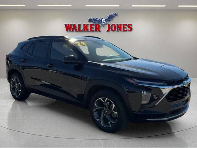 2024 Chevrolet Trax LT's photo