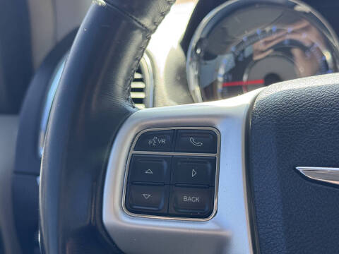 2014 Chrysler Town and Country Touring