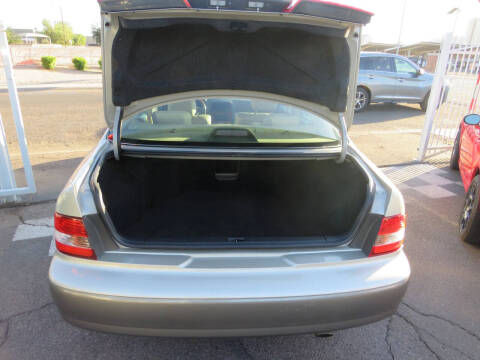 2001 Lexus ES 300