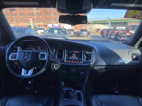 2014 Dodge Charger SXT