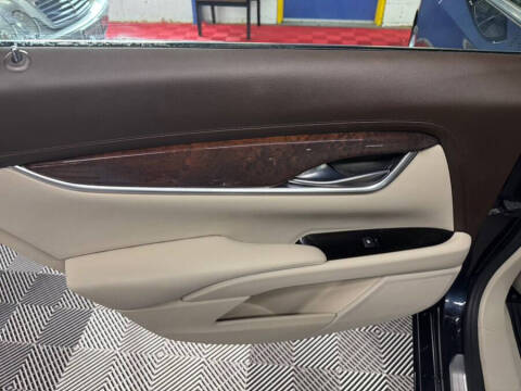 2014 Cadillac XTS Luxury Collection